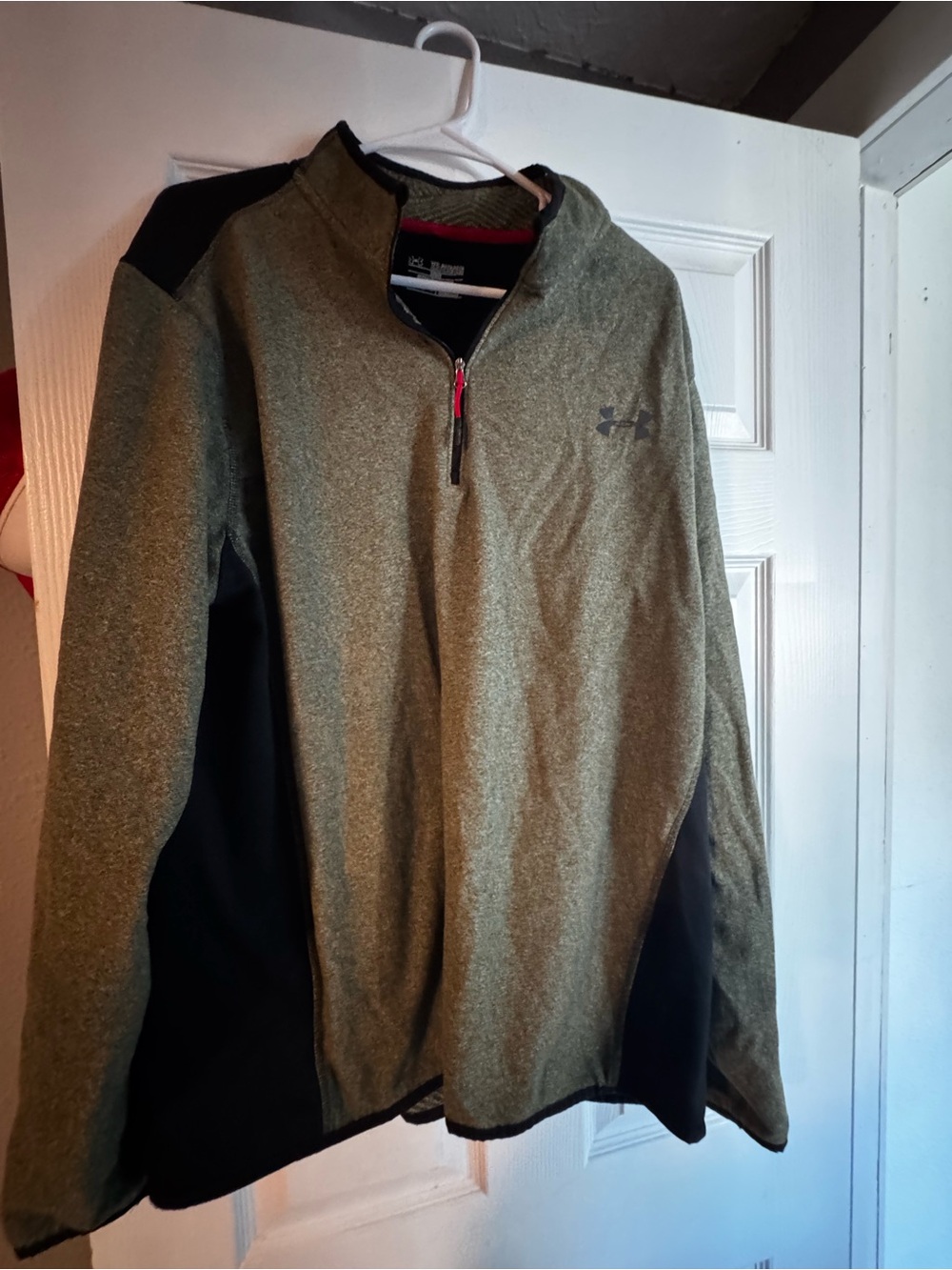 Under Armour Olive Green and Black Quarter-Zip Performance Pullover